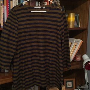 Top for the winter time with 3/4 length sleeves